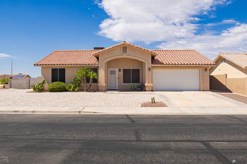 8712 E 24th Ln, Yuma, AZ, 85365-7800 | Card Image