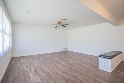 66th Street, House other with 3 bedrooms, 2 bathrooms and null parking in Lubbock TX | Image 3