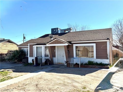 1520 Stewart Ave, Las Vegas, NV, 89101-4424 | Card Image