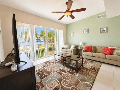 202-35 Harbour Isle Dr W, Fort Pierce, FL, 34949-2787 | Card Image