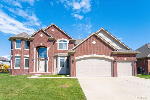 15357 Prentice Ct, Macomb, MI, 48042-5826 | Card Image