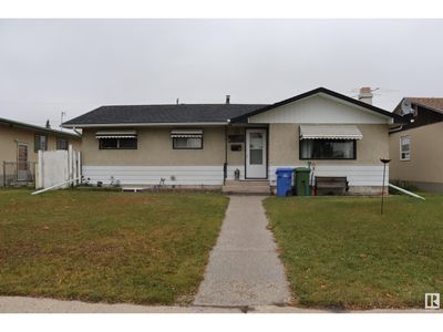 4616 45 Ave, House other with 4 bedrooms, 2 bathrooms and null parking in Wetaskiwin AB | Image 1