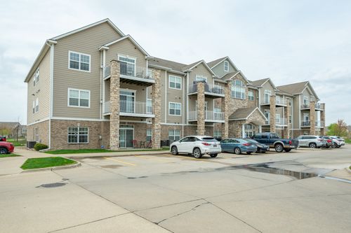 1103-8350 Ep True Pkwy, West Des Moines, IA, 50266-8321 | Card Image