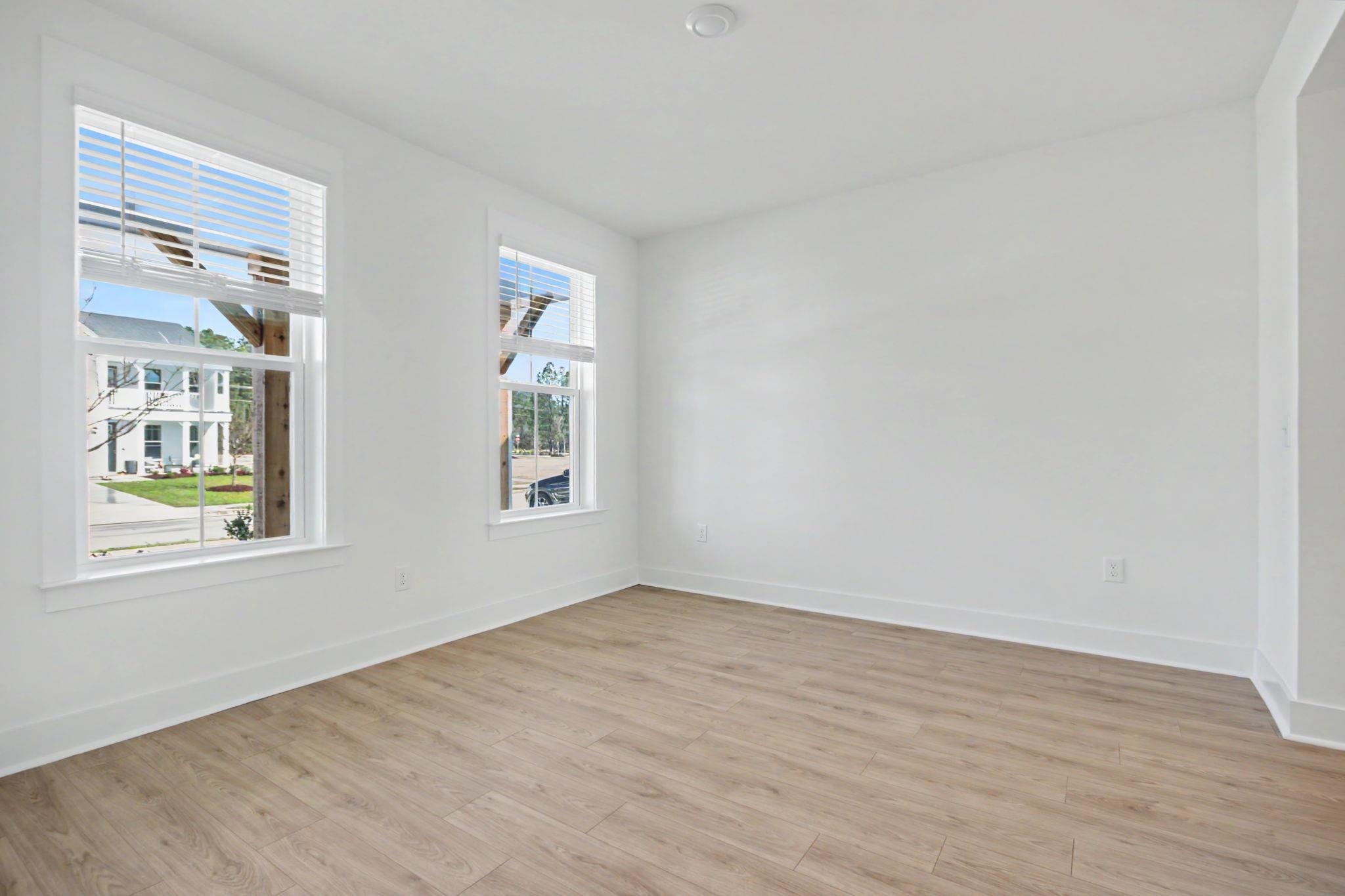Residential Lease in Longs 5
