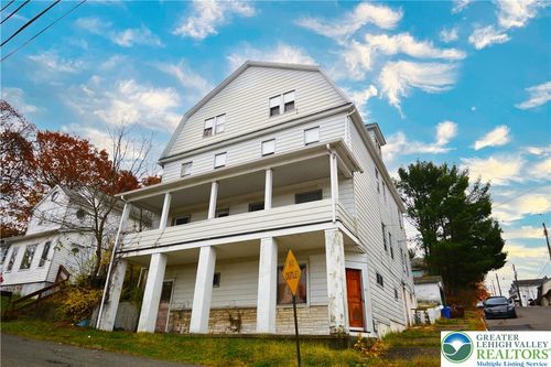 1010 Ridge St, Hanover Twp, PA, 18706-5931 | Card Image