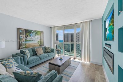 1122 - 3000 S Ocean Dr, Condo with 2 bedrooms, 2 bathrooms and null parking in Hollywood FL | Image 1