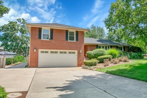 443 S Lombard Rd, Itasca, IL, 60143-2549 | Card Image