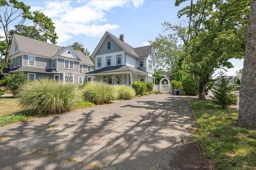 45 County Line Rd, Amityville, NY, 11701-3122 | Card Image