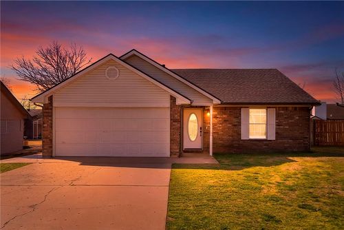 2702 W Margaret St, Rogers, AR, 72756-1410 | Card Image