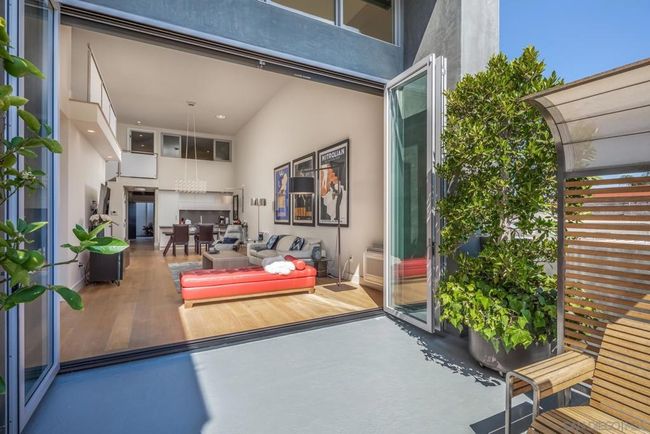 2687 State St, Condo with 2 bedrooms, 3 bathrooms and 2 parking in Carlsbad CA | Image 7