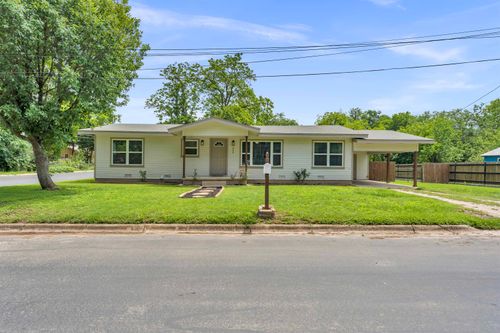 209 E Live Oak St, Burnet, TX, 78611-3608 | Card Image