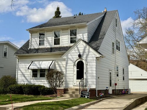 2818 Gilson Street, RACINE, WI, 53403 | Card Image