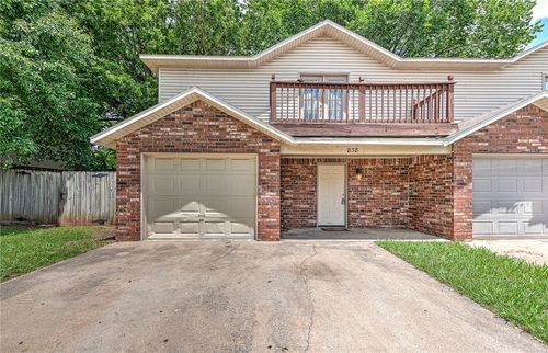 838 W Peachtree Dr, Fayetteville, AR, 72703-2199 | Card Image