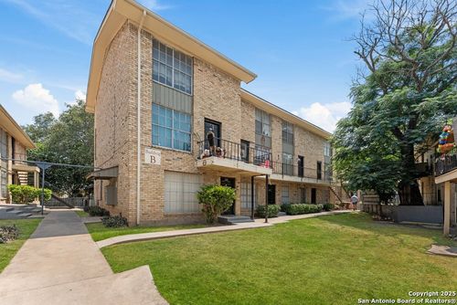 b124-6611 Southpoint St, San Antonio, TX, 78229-4740 | Card Image