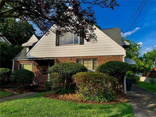 2-4010 Holly Ave, Norfolk, VA, 23504-1035 | Card Image