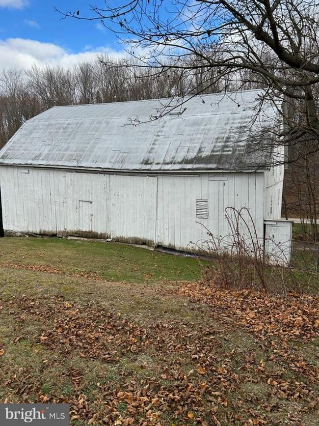3019 Morning Star Rd, Home with 4 bedrooms, 1 bathrooms and null parking in GLENVILLE PA | Image 28