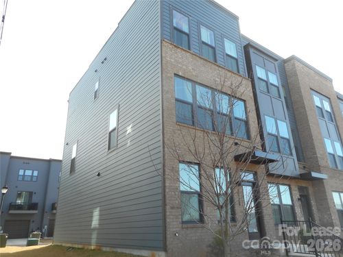 3121 Coquina Ln, Charlotte, NC, 28206-1553 | Card Image