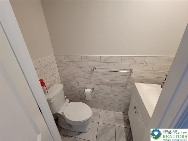 Powder room | Image 13