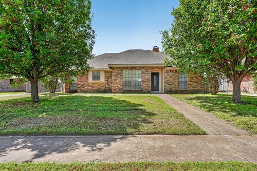 2403 Ridgevalley Dr, Mckinney, TX, 75071-2831 | Card Image
