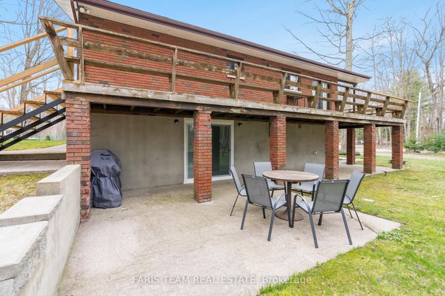 8 Celestine Crt, House other with 5 bedrooms, 2 bathrooms and 9 parking in Tiny ON | Image 24