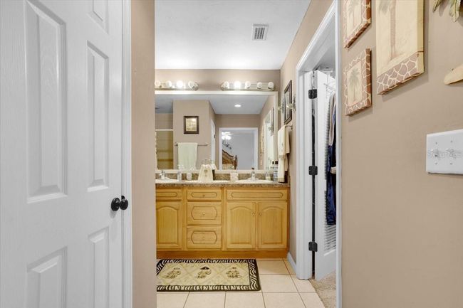 With an 80 gallon water heater use as much as you want without rushing! | Image 19
