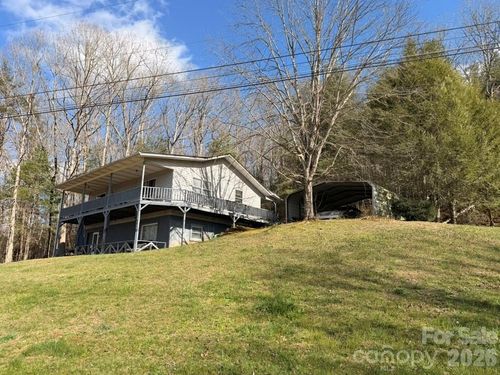 281 Cherrywood Cir, Hayesville, NC, 28904-7368 | Card Image