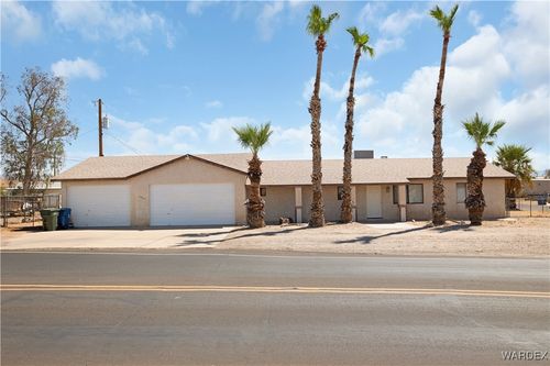 2260 Lakeside Dr, Bullhead City, AZ, 86442 | Card Image