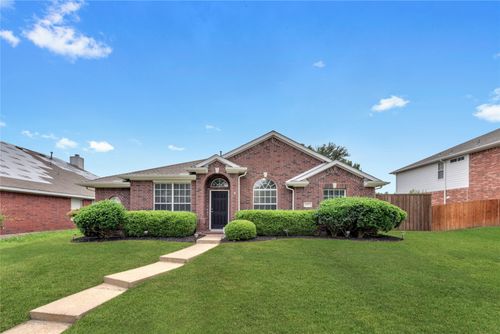 9597 Fairmont Dr, Frisco, TX, 75035-6038 | Card Image