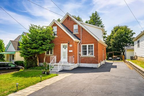 115 Lancaster St W, Kitchener, ON, N2H4T4 | Card Image