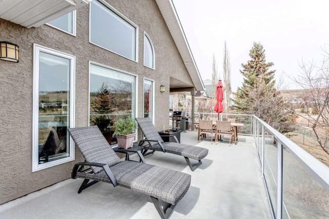 78 Gleneagles Close, Home with 3 bedrooms, 3 bathrooms and 4 parking in Cochrane AB | Image 39