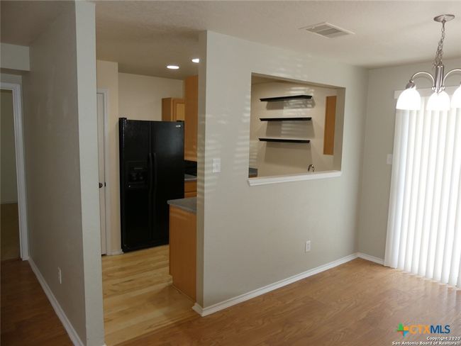 117 Longhorn Way, House other with 3 bedrooms, 2 bathrooms and null parking in Cibolo TX | Image 5