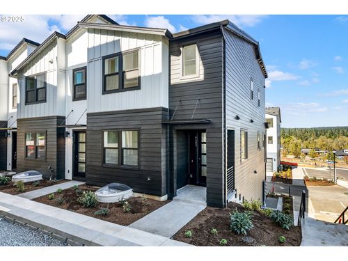 l-28-6483 Nw Olympic Ln, Camas, WA, 98607-4004 | Card Image