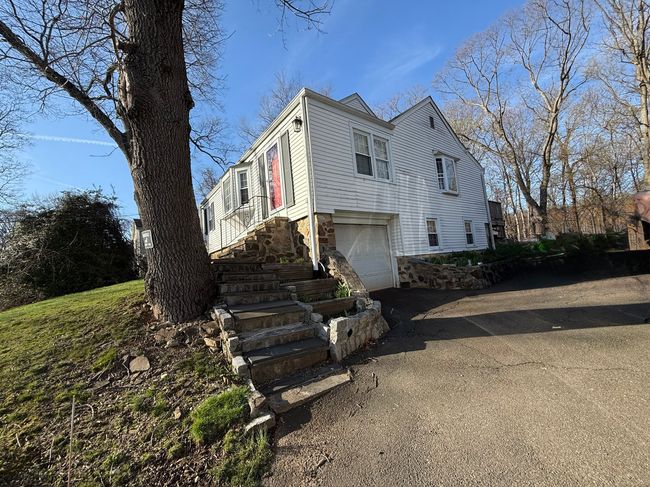 1030 Old Town Rd, House other with 3 bedrooms, 1 bathrooms and null parking in Trumbull CT | Image 11