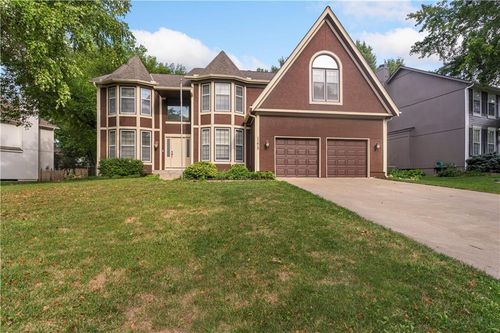 11415 Oakview Dr, Lenexa, KS, 66215-4836 | Card Image