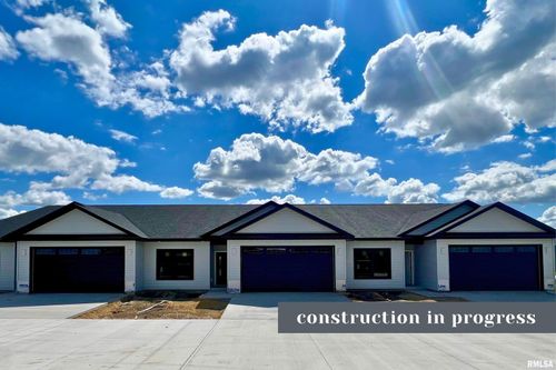 102-1867 Redbud Cir, Eldridge, IA, 52748-9734 | Card Image