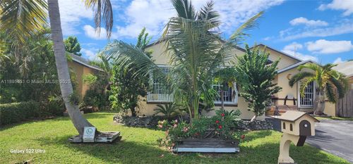 24864 Sw 128th Pl, Homestead, FL, 33032-9002 | Card Image