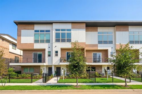 202-13900 Noel Rd, Dallas, TX, 75240-4822 | Card Image