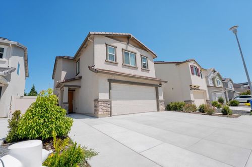 7705 Forestdale Way, Elk Grove, CA, 95758-1345 | Card Image