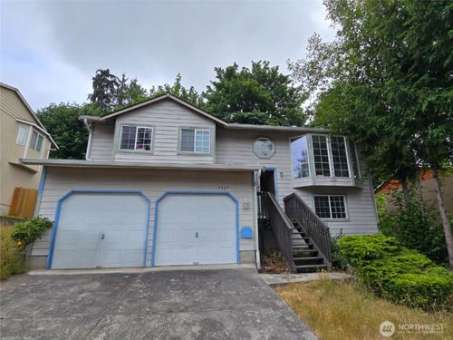 9507 28th St Ne, Lake Stevens, WA, 98258-8760 | Card Image