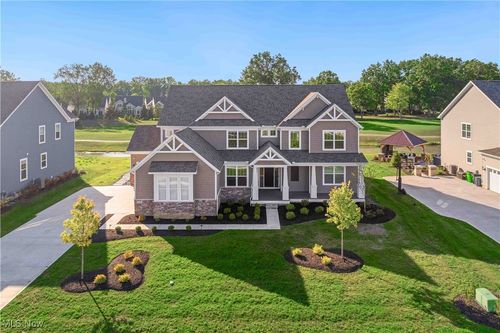 620 Congressional Ln, Avon Lake, OH, 44012-2200 | Card Image