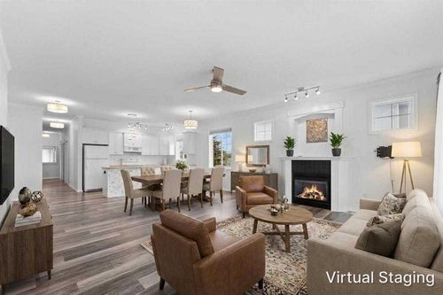 201-29 N Railway St, Okotoks, AB, T1S1Y7 | Card Image