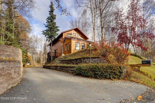 14231 Hancock Dr, Anchorage, AK, 99515-3961 | Card Image
