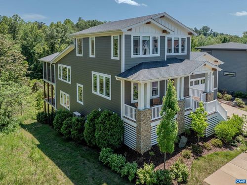 401 Lochlyn Hill Dr, CHARLOTTESVILLE, VA, 22901-3774 | Card Image