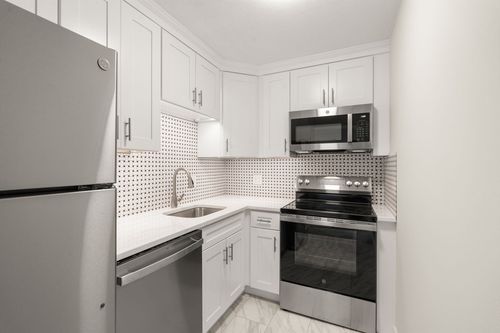 apt-43-35 Glencoe St, Boston, MA, 02135-2228 | Card Image