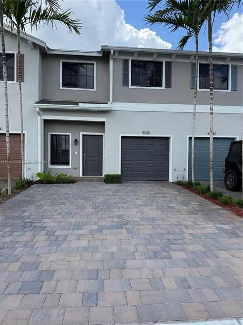 5028-5028 Elderberry St, Haverhill, FL, 33415-1322 | Card Image