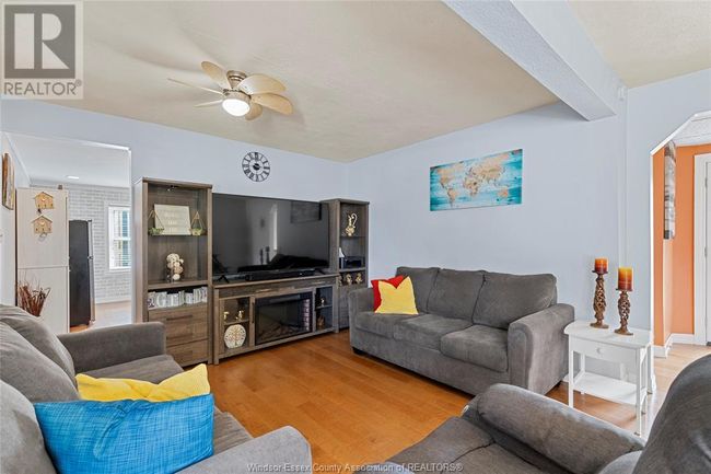 295 Clitherow St, House other with 2 bedrooms, 2 bathrooms and null parking in Harrow ON | Image 7