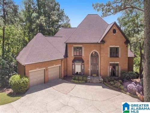 2009 Bridgelake Drive, HOOVER, AL, 35244 | Card Image