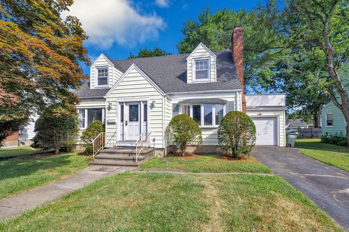 732 Westfield Ave, Bridgeport, CT, 06606-4008 | Card Image
