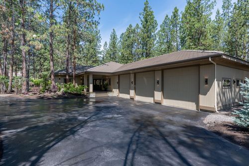 19375 Rim Lake Ct, Bend, OR, 97702-1162 | Card Image