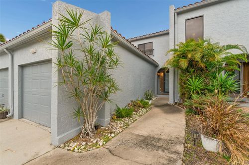 6320-6320 Grand Bahama Cir, Tampa, FL, 33615-4204 | Card Image